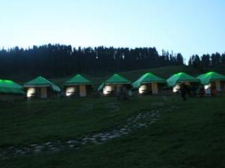 Готель Gulmarg Meadows Екстер'єр фото