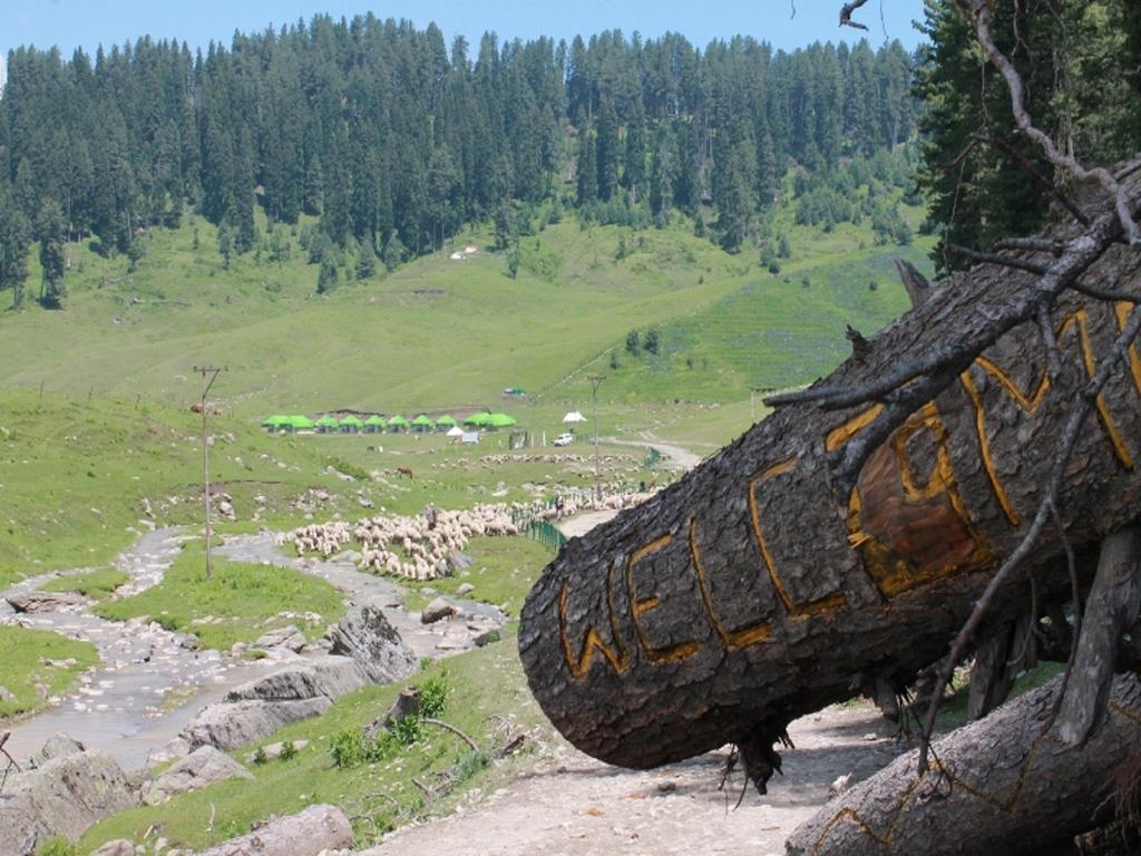 Готель Gulmarg Meadows Екстер'єр фото