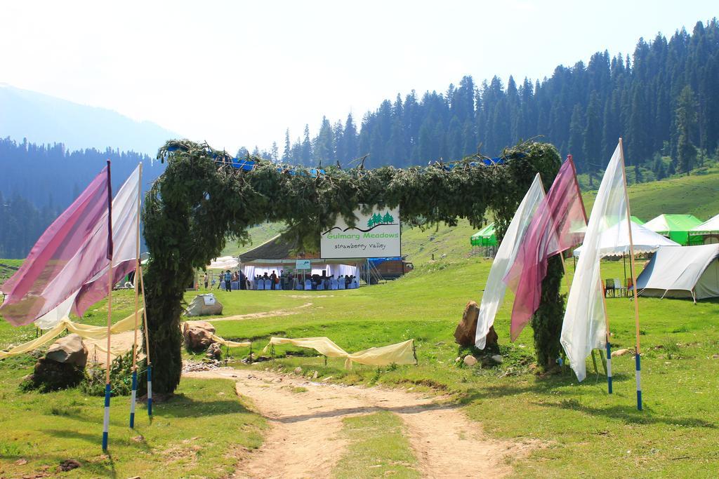 Готель Gulmarg Meadows Екстер'єр фото