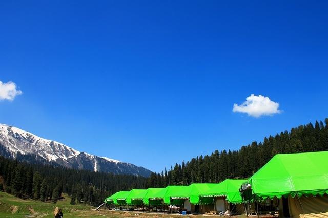 Готель Gulmarg Meadows Екстер'єр фото