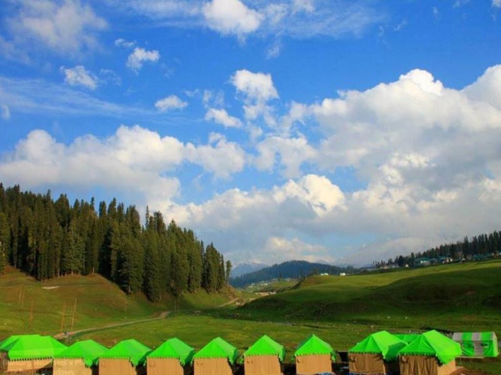 Готель Gulmarg Meadows Екстер'єр фото